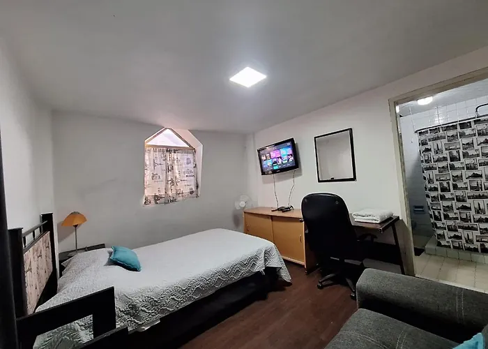 Casa Miranda Airport Apartment *